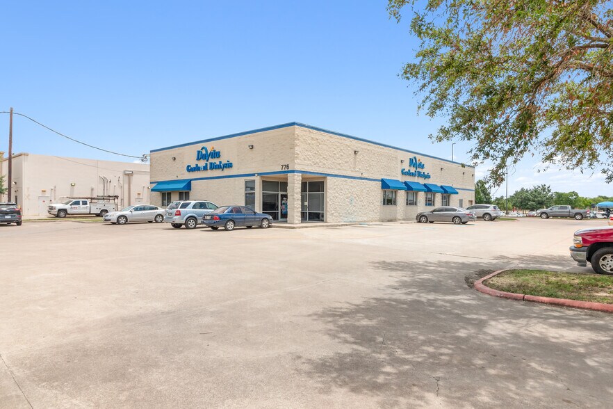 776 E Centerville Rd, Garland, TX for sale - Building Photo - Image 1 of 1