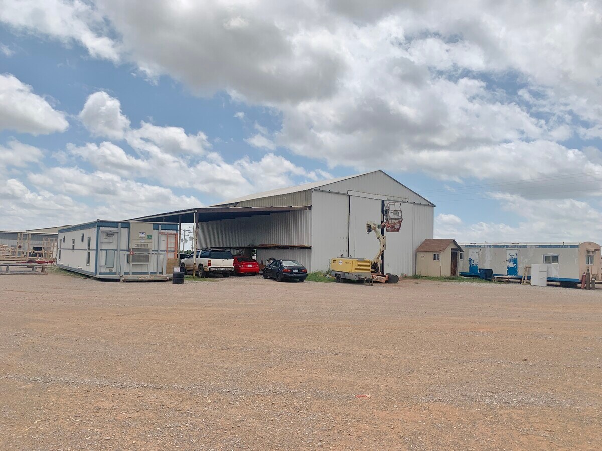 1218 Banner Rd NW, Okarche, OK 73762