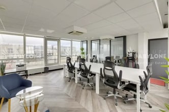 123-125 Rue Victor Hugo, Levallois-Perret for lease Interior Photo- Image 2 of 7