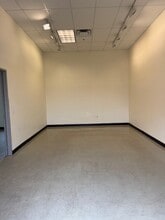 3002-3066 W Clarendon Ave, Phoenix, AZ for lease Building Photo- Image 2 of 2