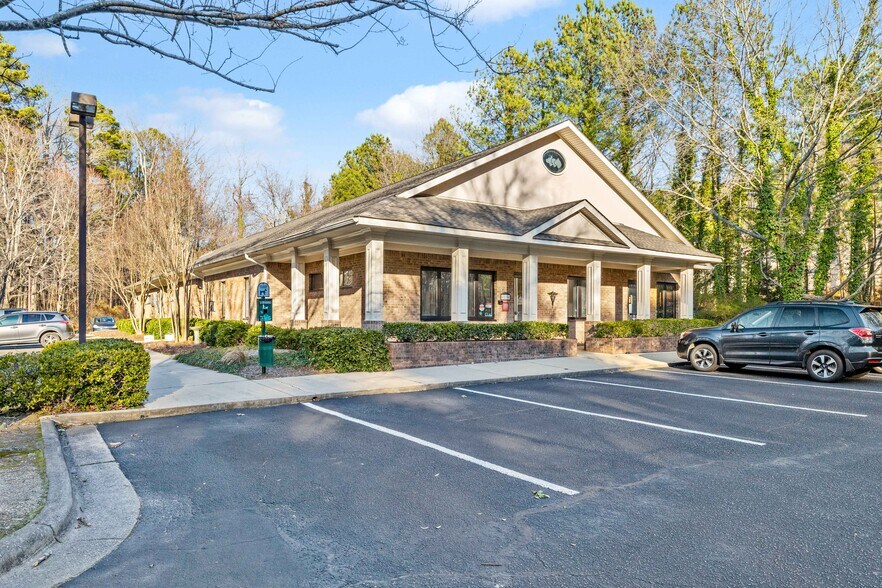 1130 SW Maynard Rd, Cary, NC 27513