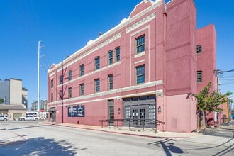 215-219 S Main St, Fort Worth, TX for lease Interior Photo- Image 1 of 23