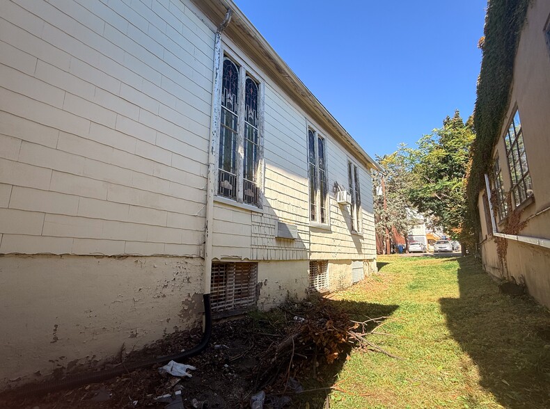66 Broad St, Pittston, PA for sale - Building Photo - Image 3 of 34