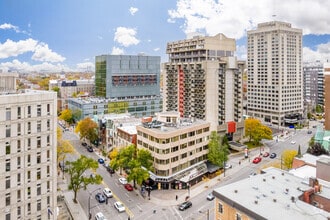 405 Rue Sherbrooke E, Montréal, QC - Aerial map view