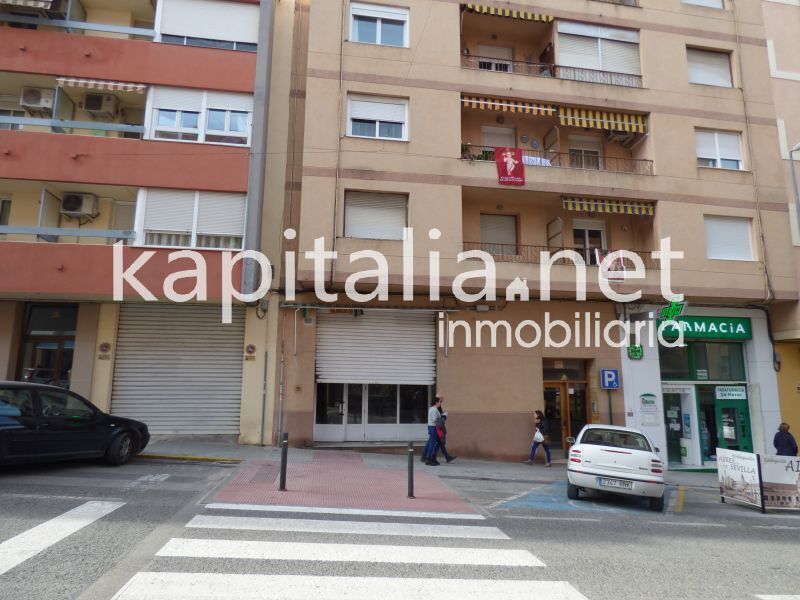 Retail in Ontinyent, Valencia for sale Building Photo- Image 1 of 5