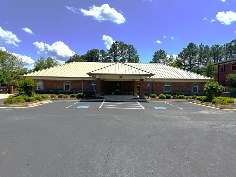 2141 Eastview Pky, Conyers, GA 30013 - Office for Sale | LoopNet