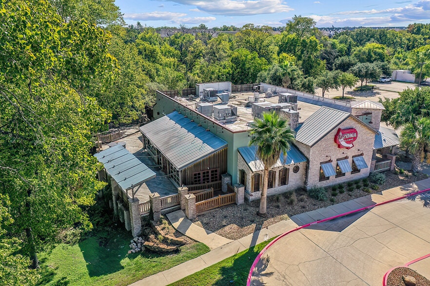 520 Harvey Rd, College Station, TX for lease - Building Photo - Image 1 of 10