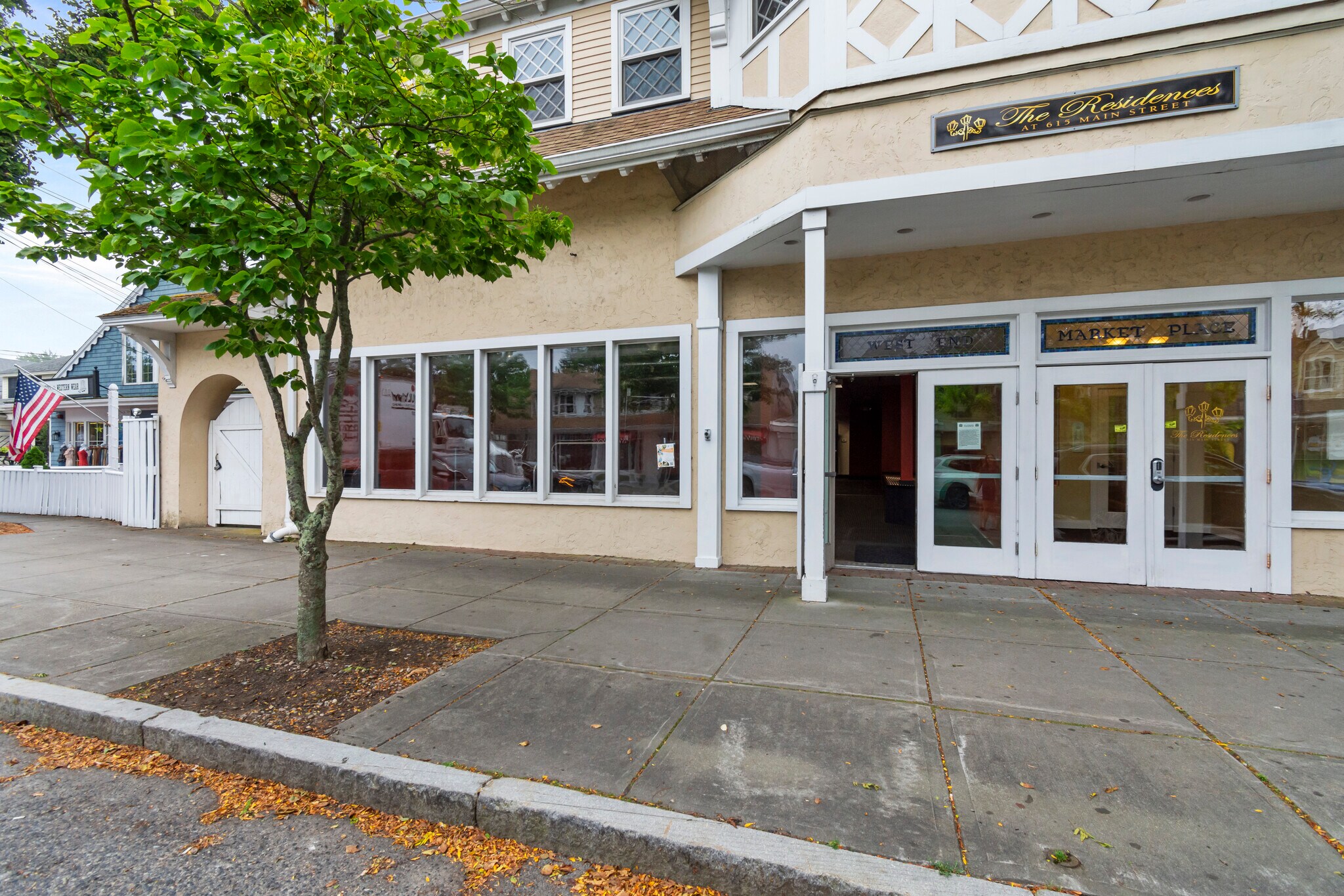 615 Main St, Hyannis, MA for lease Building Photo- Image 1 of 21