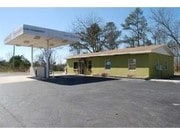 Gas Station on 2 Acres - Gas Station