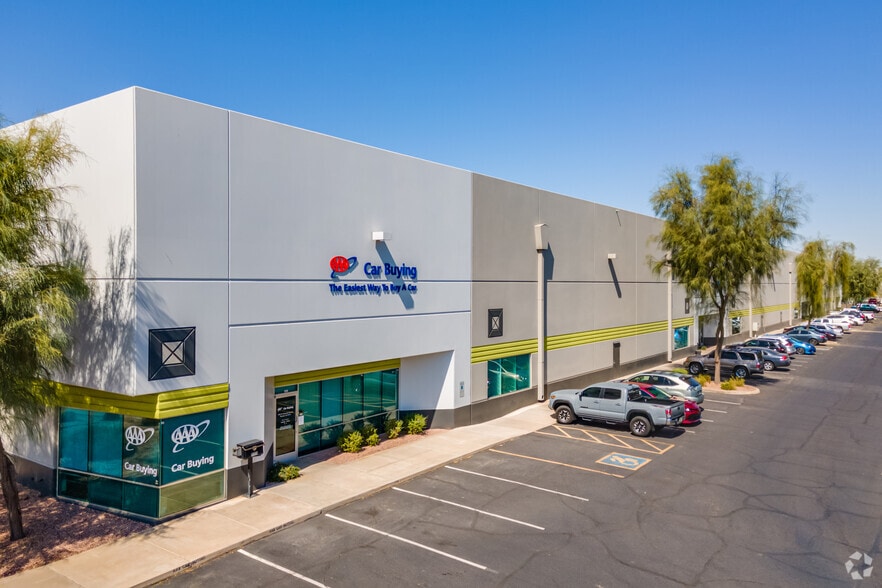 5402 W Roosevelt St, Phoenix, AZ for lease - Primary Photo - Image 1 of 5