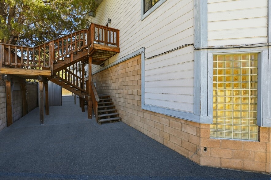 42160 N Shore Dr, Big Bear City, CA for sale - Building Photo - Image 3 of 7
