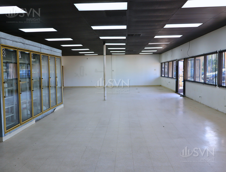 17139-17159 Grand Ave, Lake Elsinore, CA for lease - Building Photo - Image 3 of 12