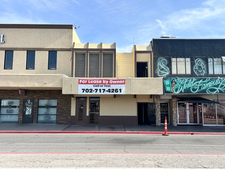953 E Sahara Ave, Las Vegas, NV for lease - Building Photo - Image 1 of 9