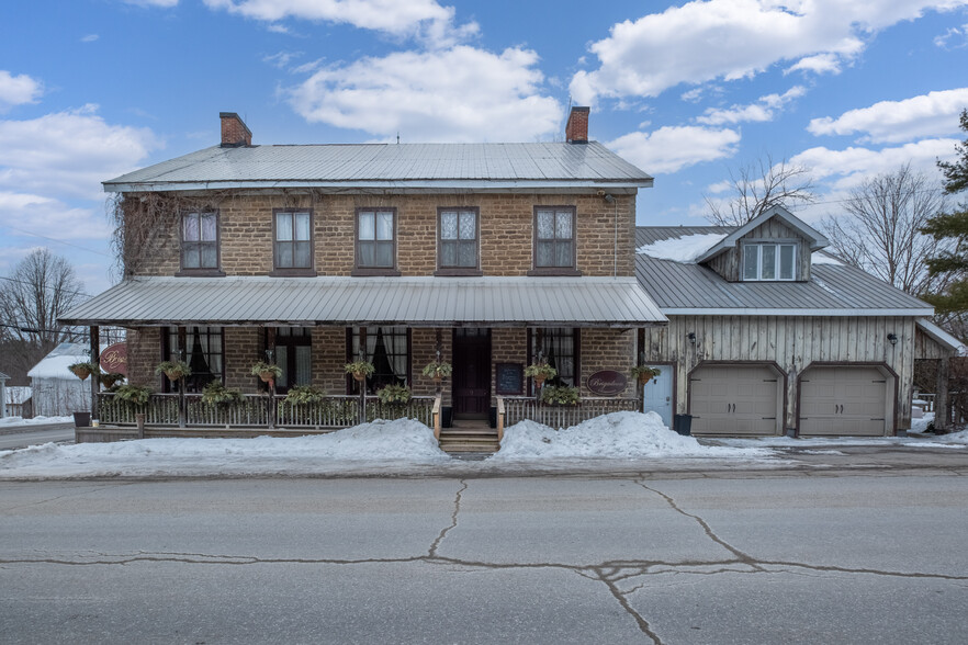 9 Bridge St, Oxford Mills, ON for sale - Building Photo - Image 1 of 1