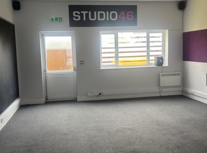 Cheltenham Rd, Ashton Under Hill for lease Interior Photo- Image 1 of 3