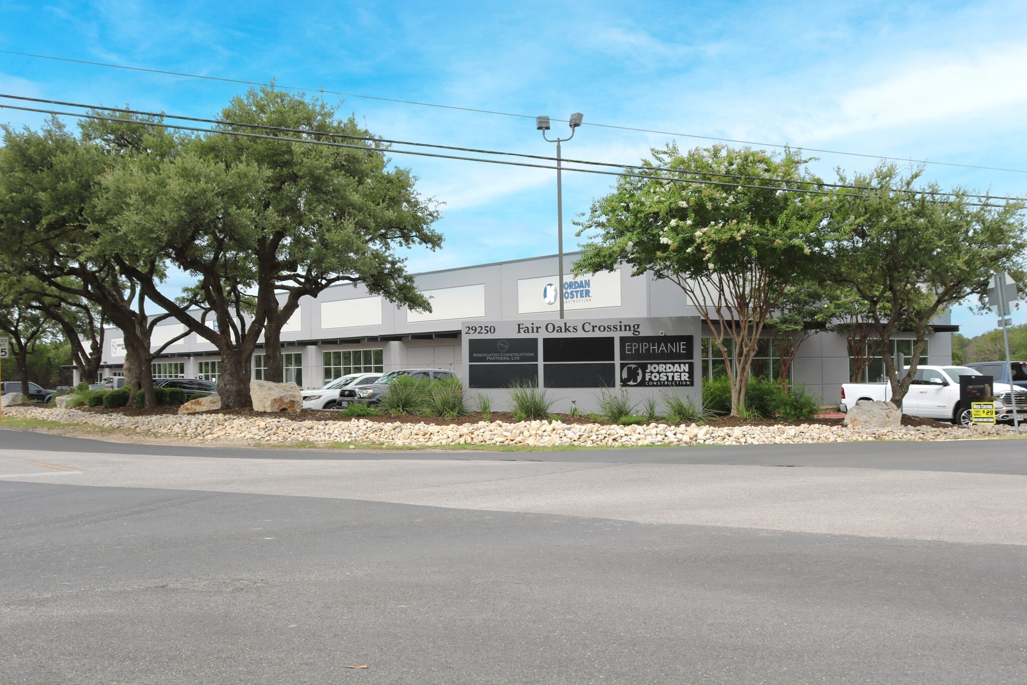 29250 Old Fredericksburg Rd, Boerne, TX for lease Building Photo- Image 1 of 6