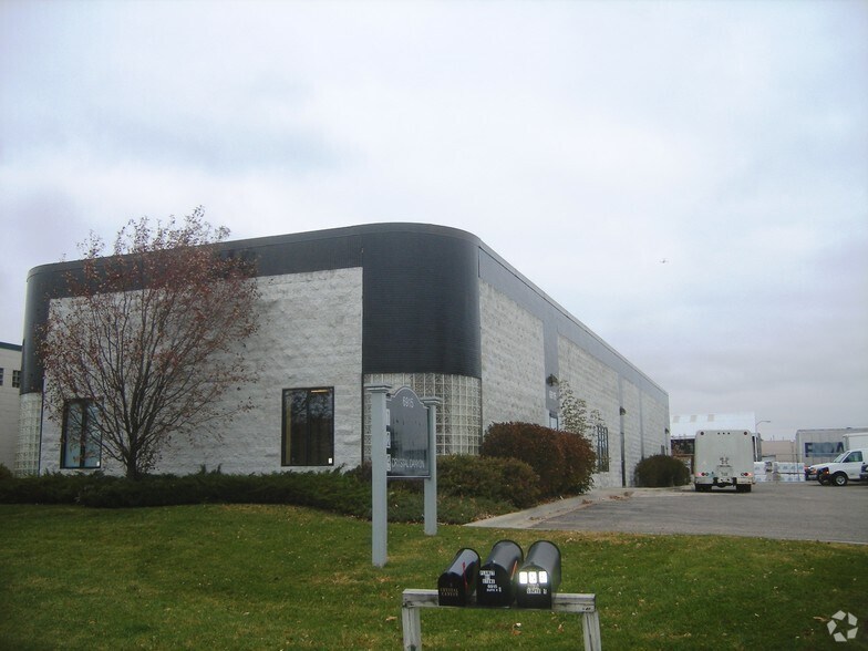 6915 146th St W, Apple Valley, MN for sale - Building Photo - Image 1 of 1