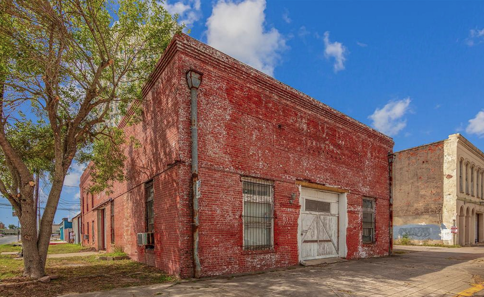 1901 Strand St, Galveston, TX for sale - Building Photo - Image 2 of 13