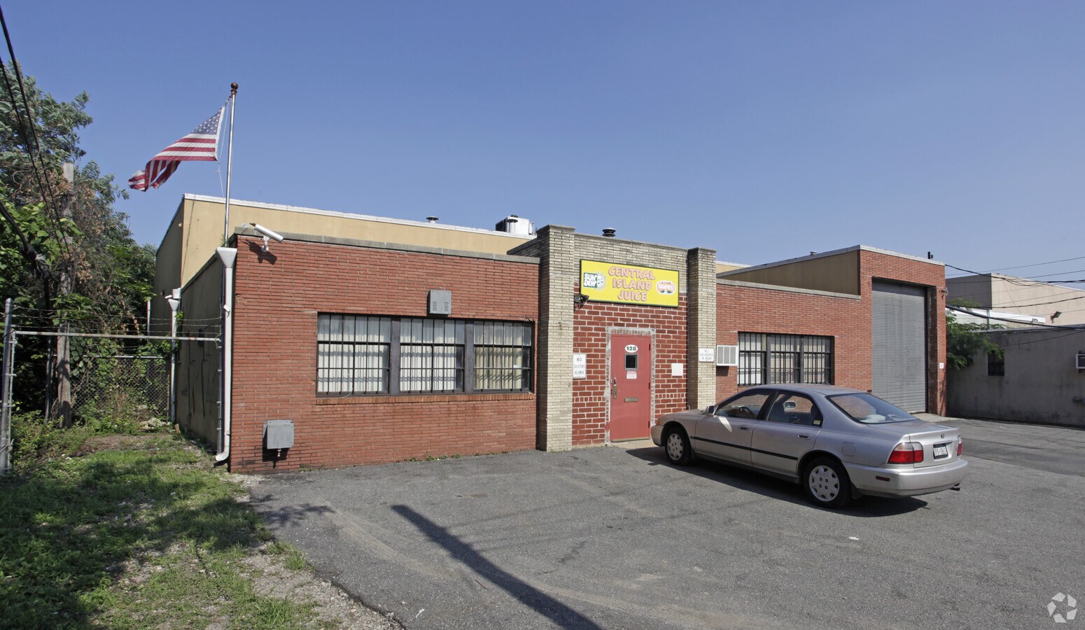 128 Magnolia Ave, Westbury, NY 11590 Property Record