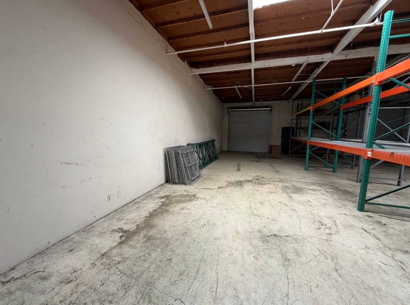 1914 W Mission Rd, Escondido, CA for lease Building Photo- Image 1 of 6