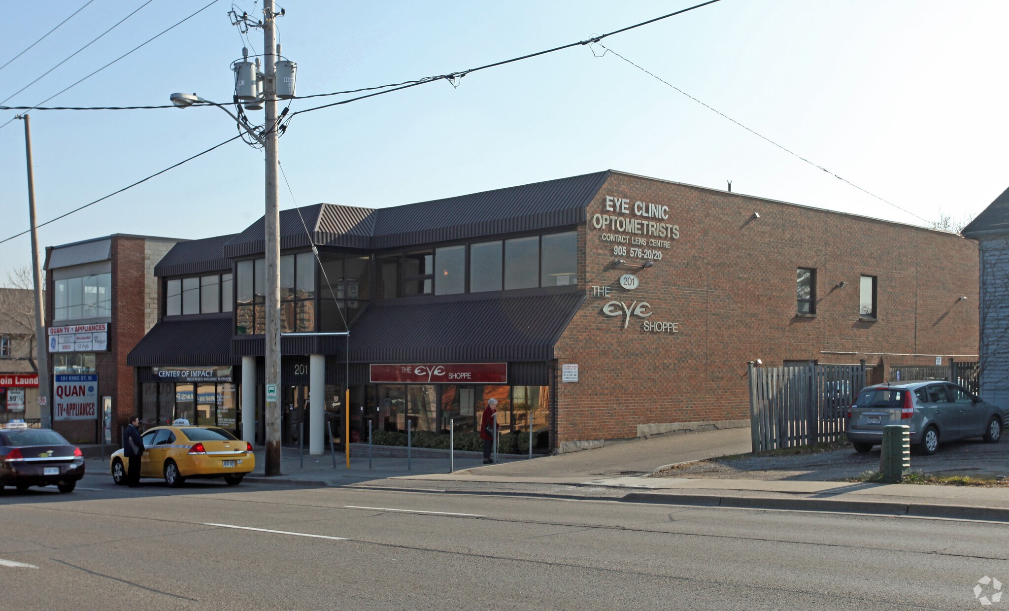 201 King St W, Oshawa, ON for sale Primary Photo- Image 1 of 1