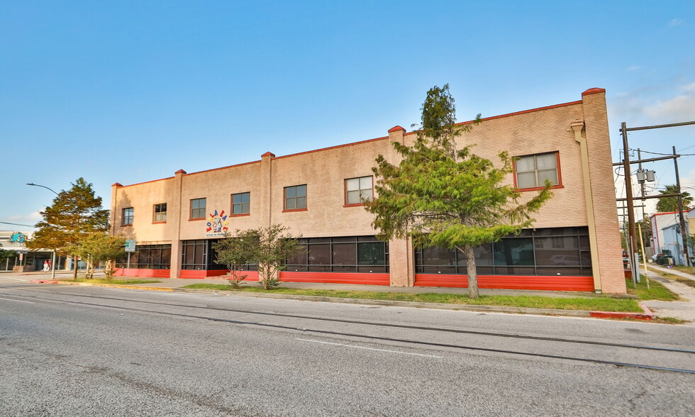 602 25th St, Galveston, TX for sale - Building Photo - Image 3 of 16