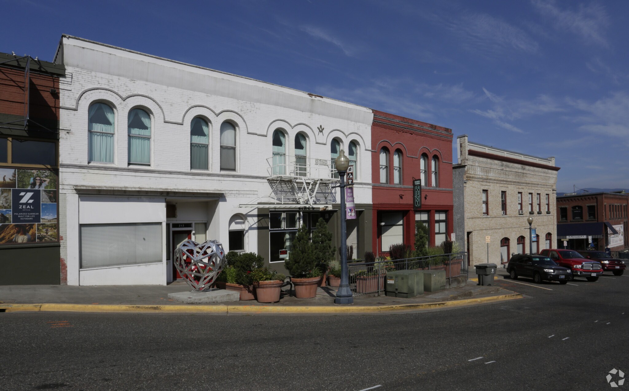 212 2nd St, Hood River, OR for sale Primary Photo- Image 1 of 1