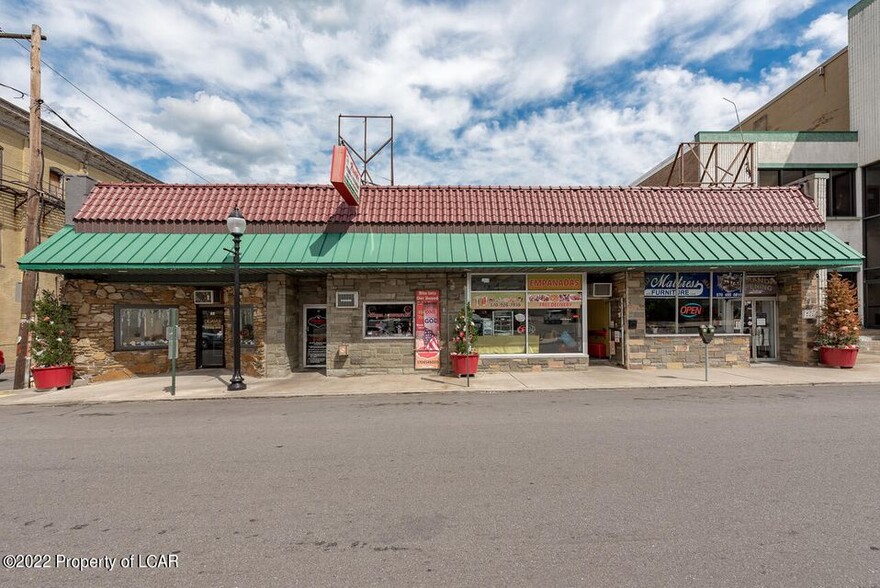 33-37 N Wyoming St, Hazleton, PA for sale - Building Photo - Image 1 of 1