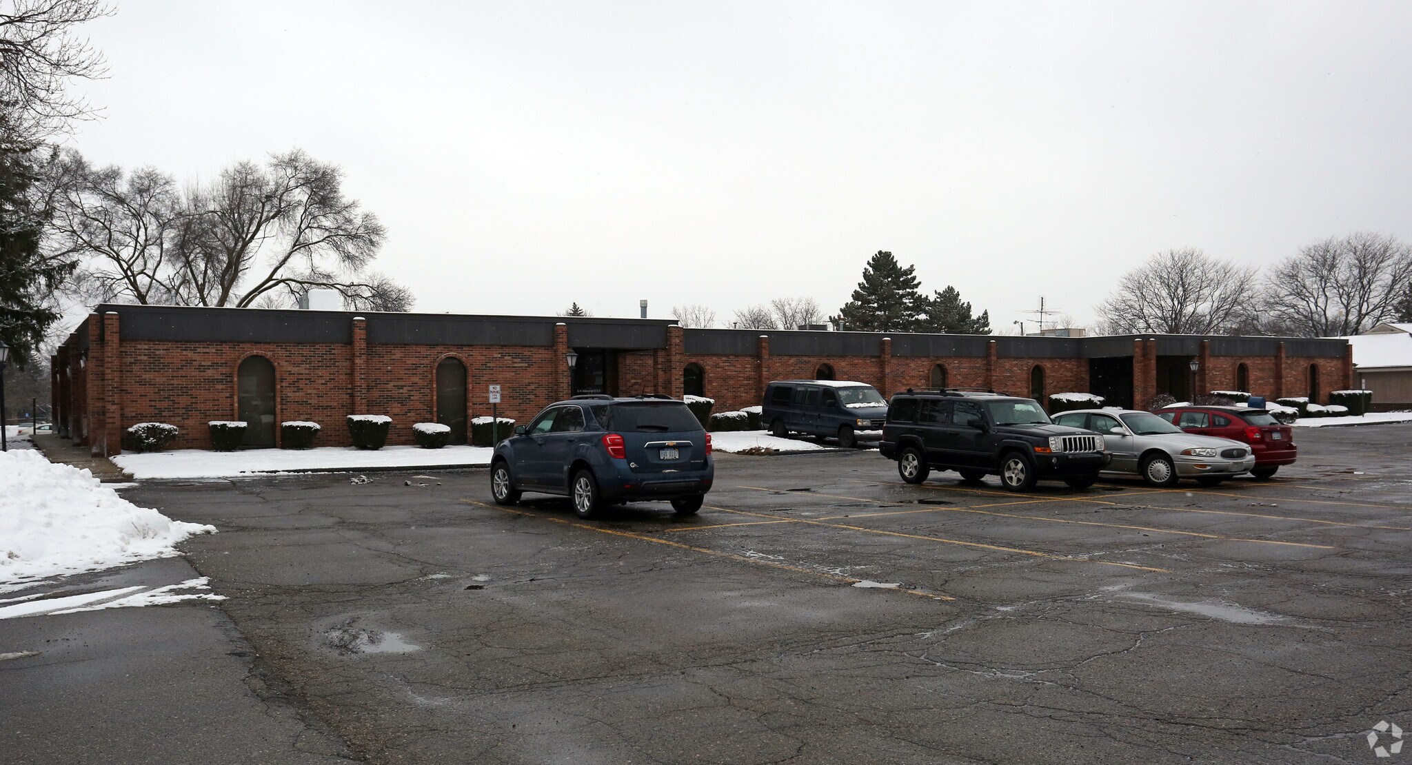 5080 W Bristol Rd, Flint, MI for sale Primary Photo- Image 1 of 1