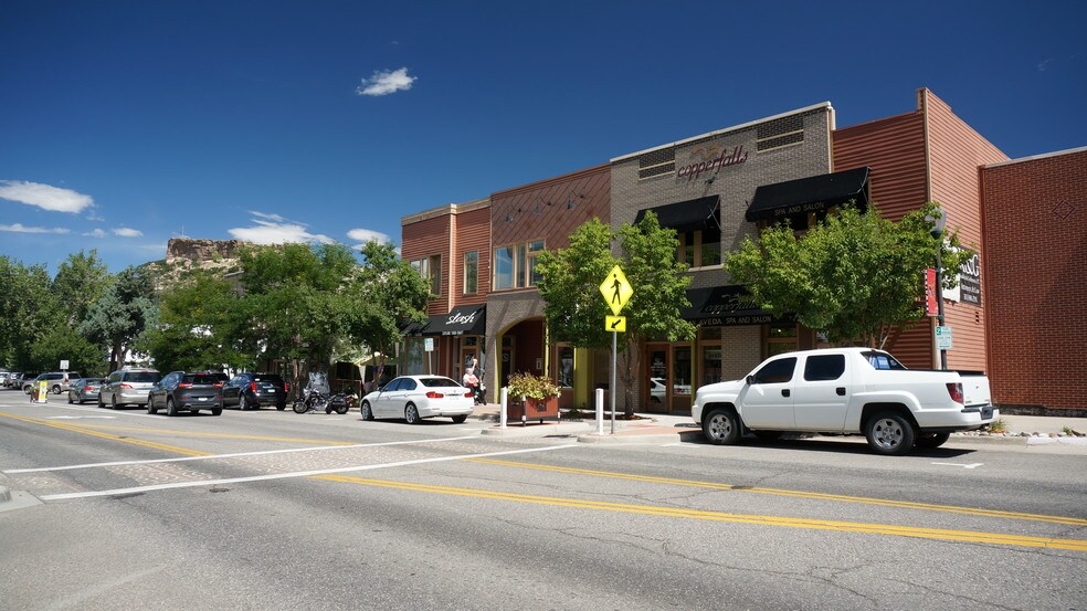 340 390 Perry St Castle Rock CO 80104 380 Perry Street Suite 210