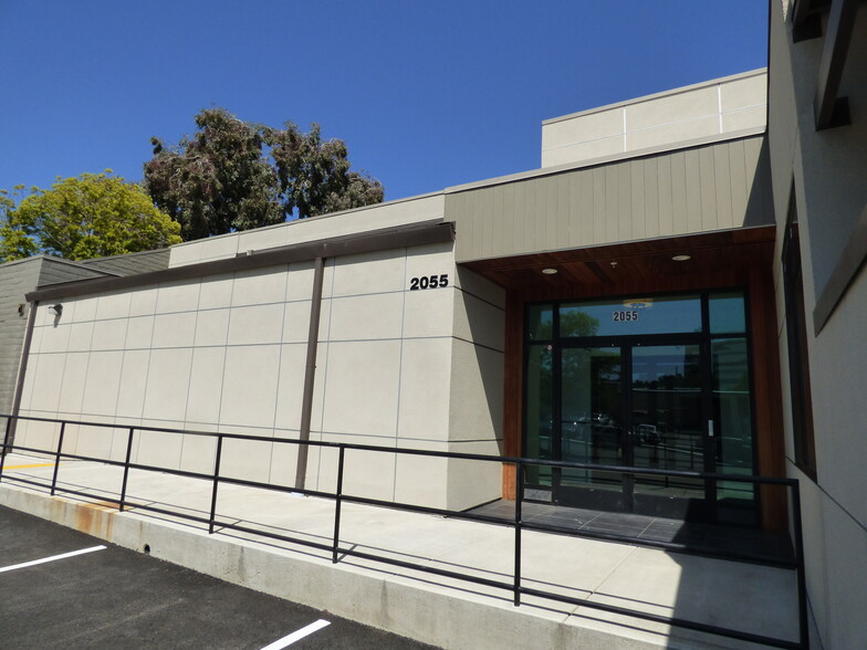 2055 N Broadway, Walnut Creek, CA for sale - Building Photo - Image 3 of 17