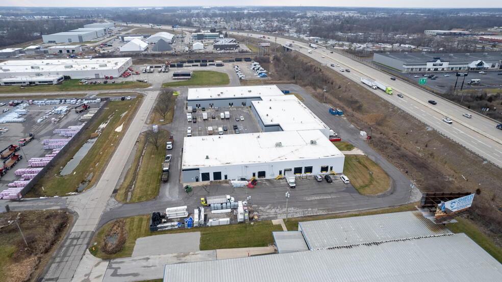 2202-2250 Research Dr, Fort Wayne, IN for lease - Building Photo - Image 3 of 6