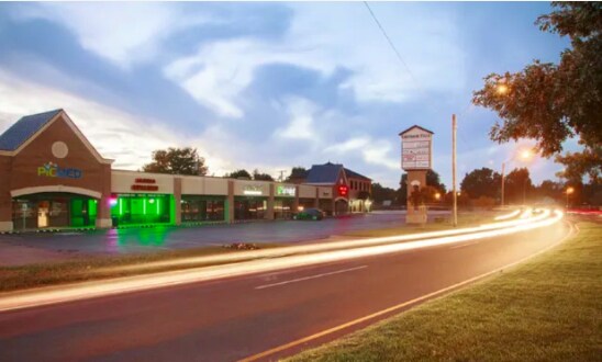 7913-7933 N May Ave, Oklahoma City, OK for lease Building Photo- Image 1 of 5