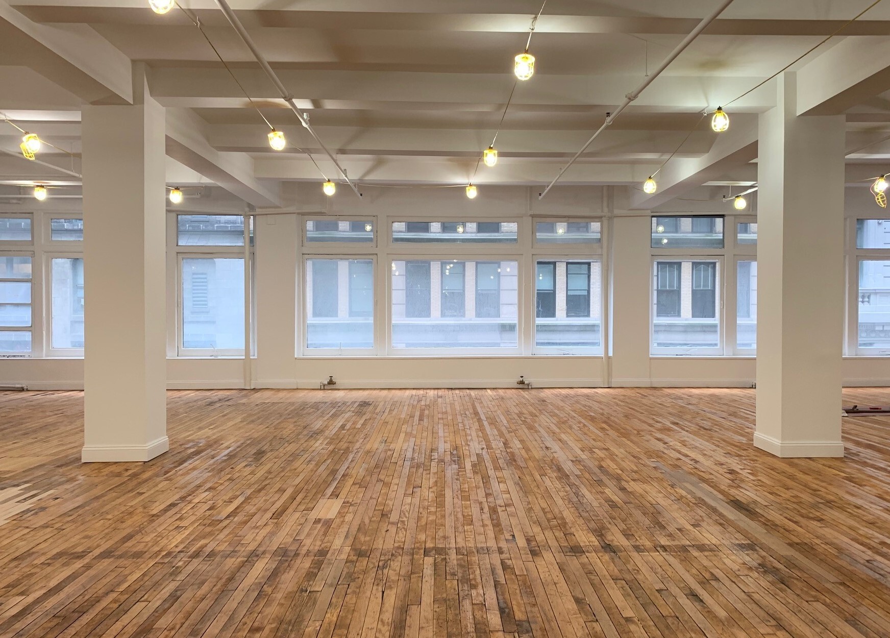 230 W 38th St, New York, NY for lease Interior Photo- Image 1 of 2