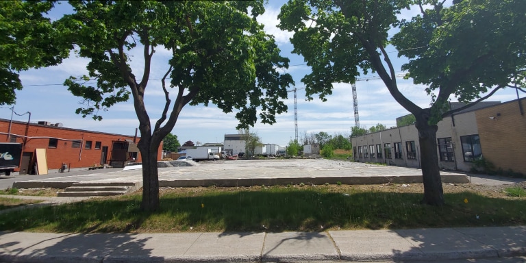 2150 Rue Ward, Saint-Laurent, QC for sale Building Photo- Image 1 of 1