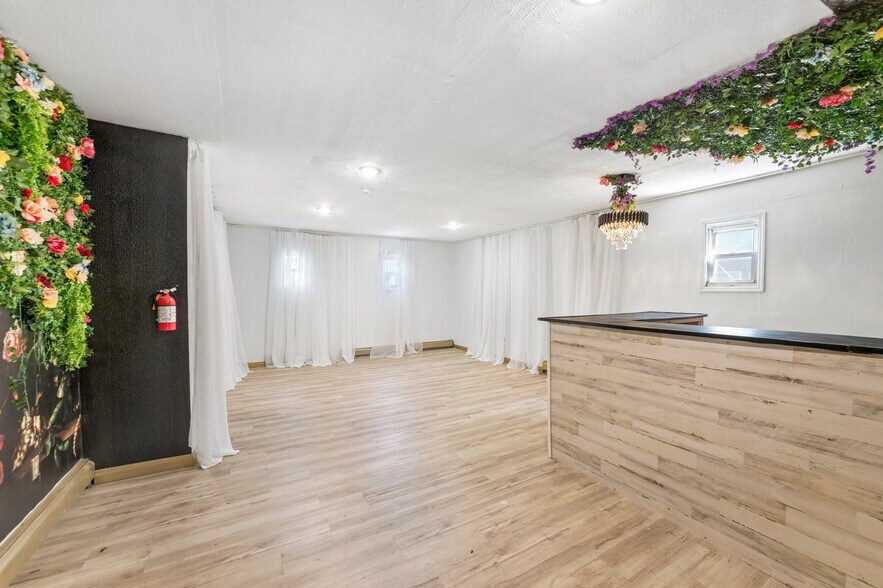 951-953 Clinton Ave, Irvington, NJ for sale - Building Photo - Image 1 of 1