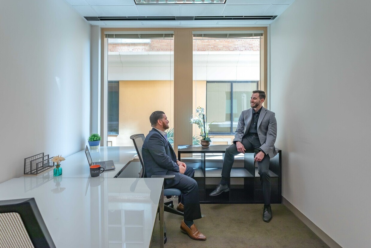 2525 Ponce de Leon Blvd, Coral Gables, FL for lease Building Photo- Image 1 of 1