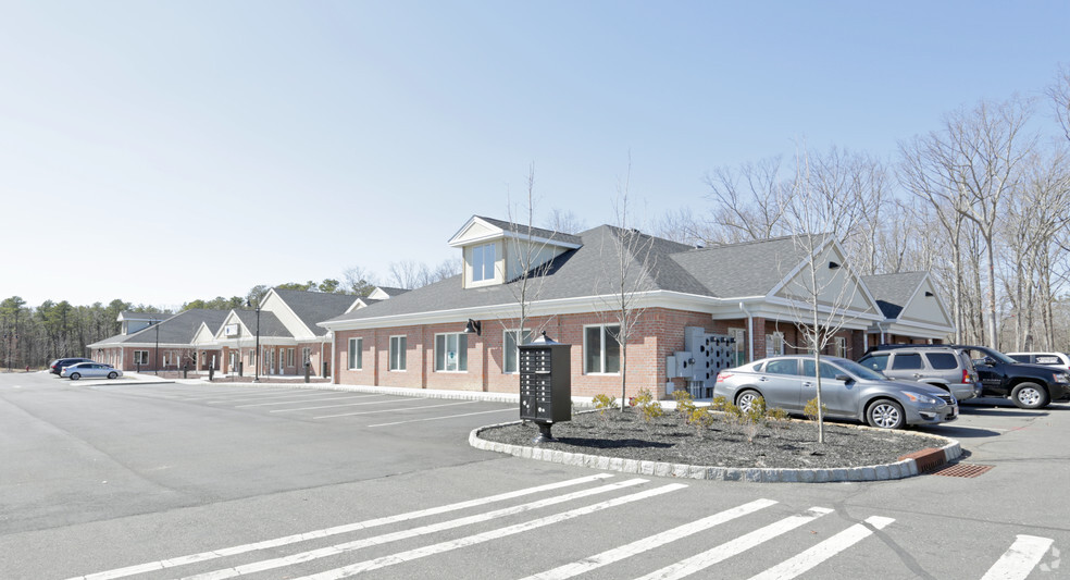 2380 US Highway 9, Howell, NJ for lease - Building Photo - Image 2 of 4