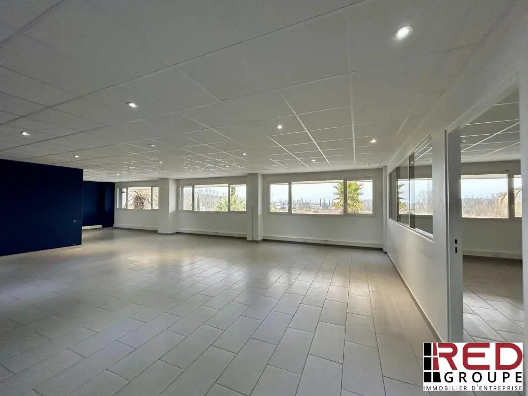 Office in Éguilles for lease Building Photo- Image 1 of 8