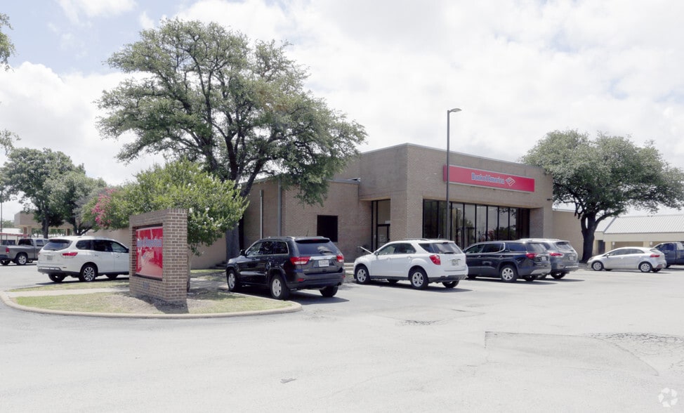 1101 S Josey Ln, Carrollton, TX for sale - Primary Photo - Image 1 of 1