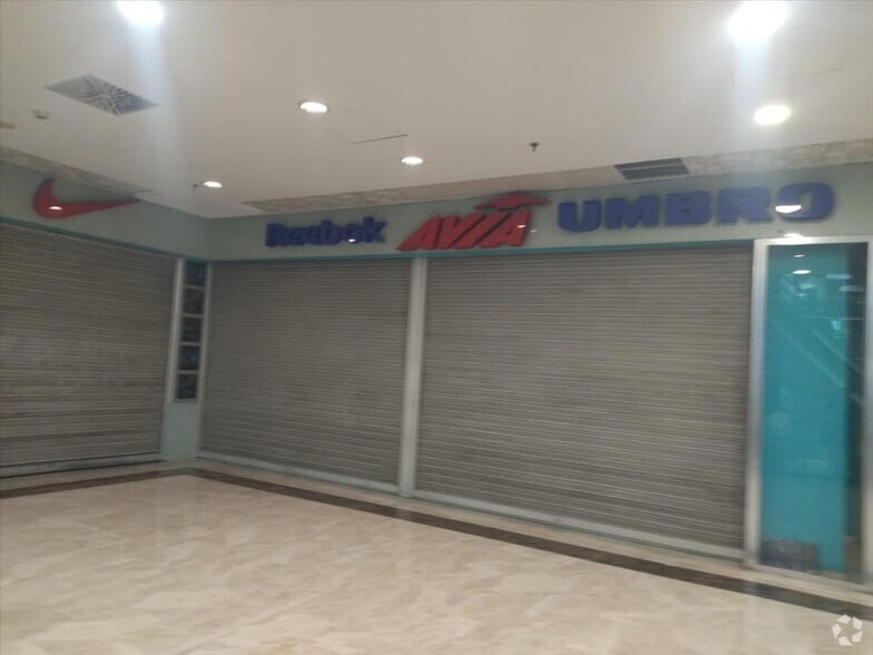 Calle de Alcalá, 412, Madrid, Madrid for lease - Interior Photo - Image 2 of 3