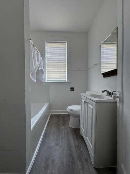 7203 S King Dr, Chicago, IL for sale - Building Photo - Image 3 of 4