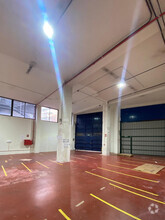 Industrial in Madrid, MAD for lease Interior Photo- Image 1 of 4