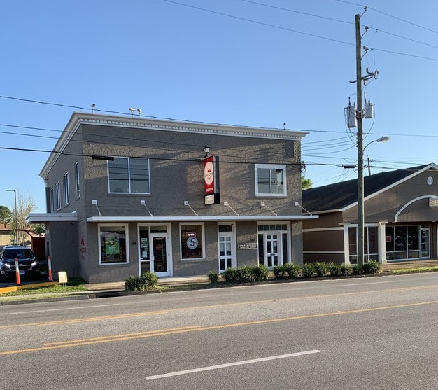 2033 Airport Blvd, Mobile, AL for lease - Building Photo - Image 1 of 4