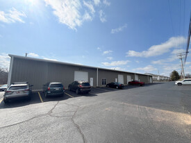 1008 W Farmer St, Ozark MO - Warehouse