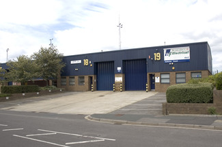 More details for Wilton Rd, Camberley - Industrial for Lease