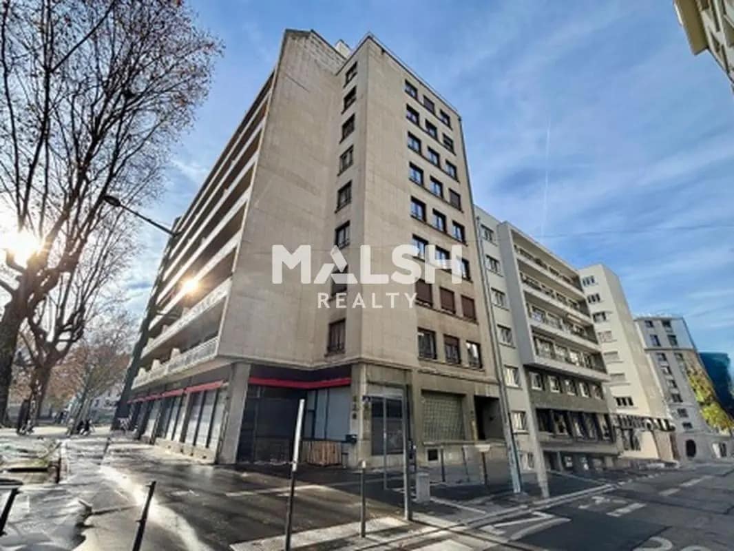 Office in Lyon for lease Building Photo- Image 1 of 12