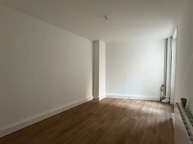 Office in Paris for lease - Building Photo - Image 3 of 8