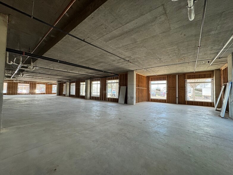 501 N Main St, Bryan, TX for lease - Building Photo - Image 3 of 6