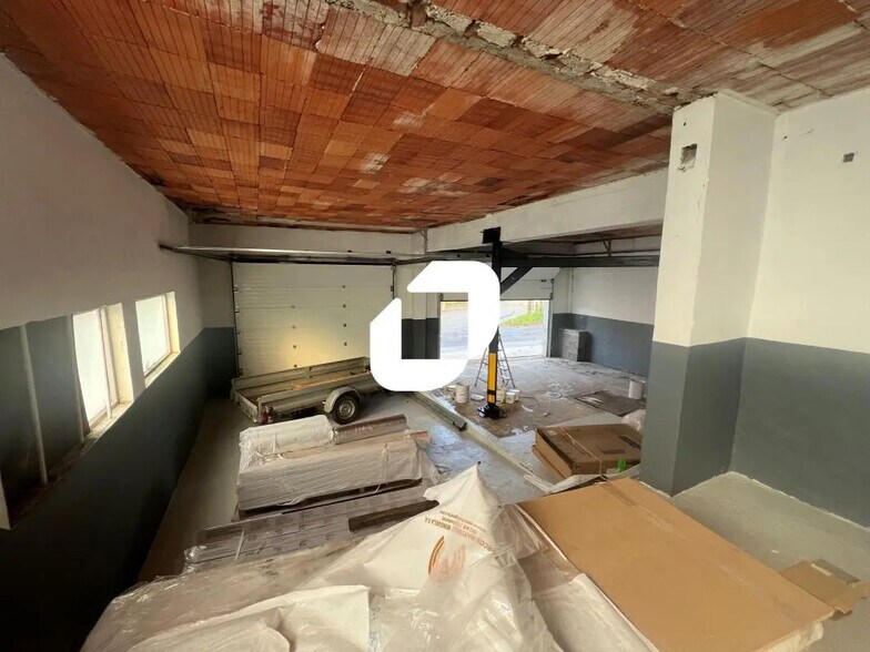 Flex in Haspres for lease - Building Photo - Image 3 of 10